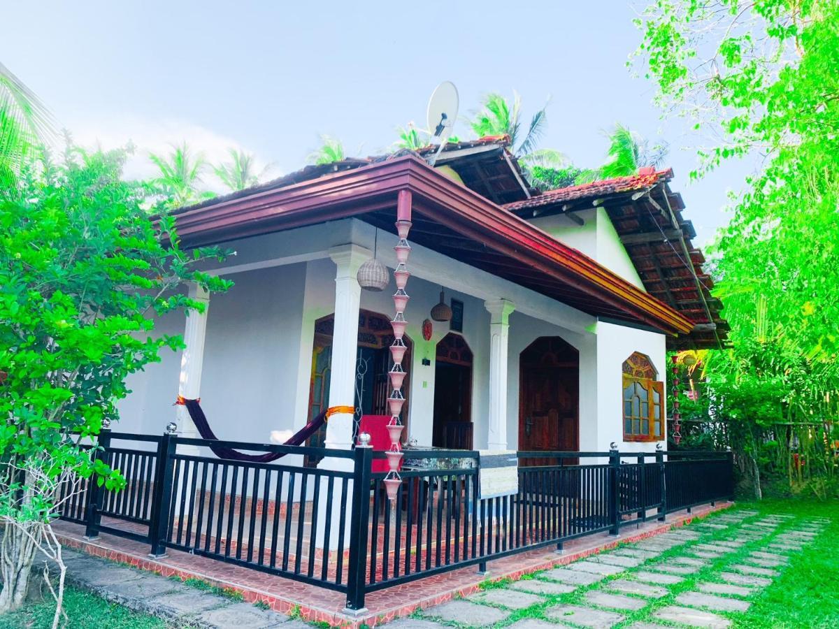 Kawshan Home Stay Dickwella Zewnętrze zdjęcie